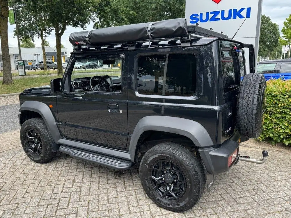 Suzuki Jimny 1.5 Stijl AllGrip (4x4) 4-persoons Navigat uit 2019, foto 2