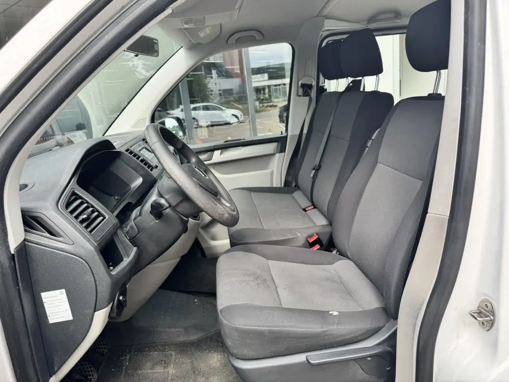 Volkswagen Transporter Kombi 2.0 TDI L1H1 *Climatronic* 9-pe uit 2019, foto 10