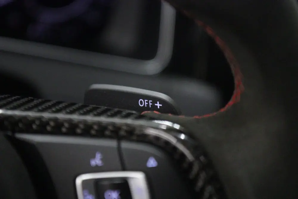 Volkswagen Golf 2.0 TSI GTI TCR /PANO/MILLTEK/CARPLAY/CARBON uit 2019, foto 19