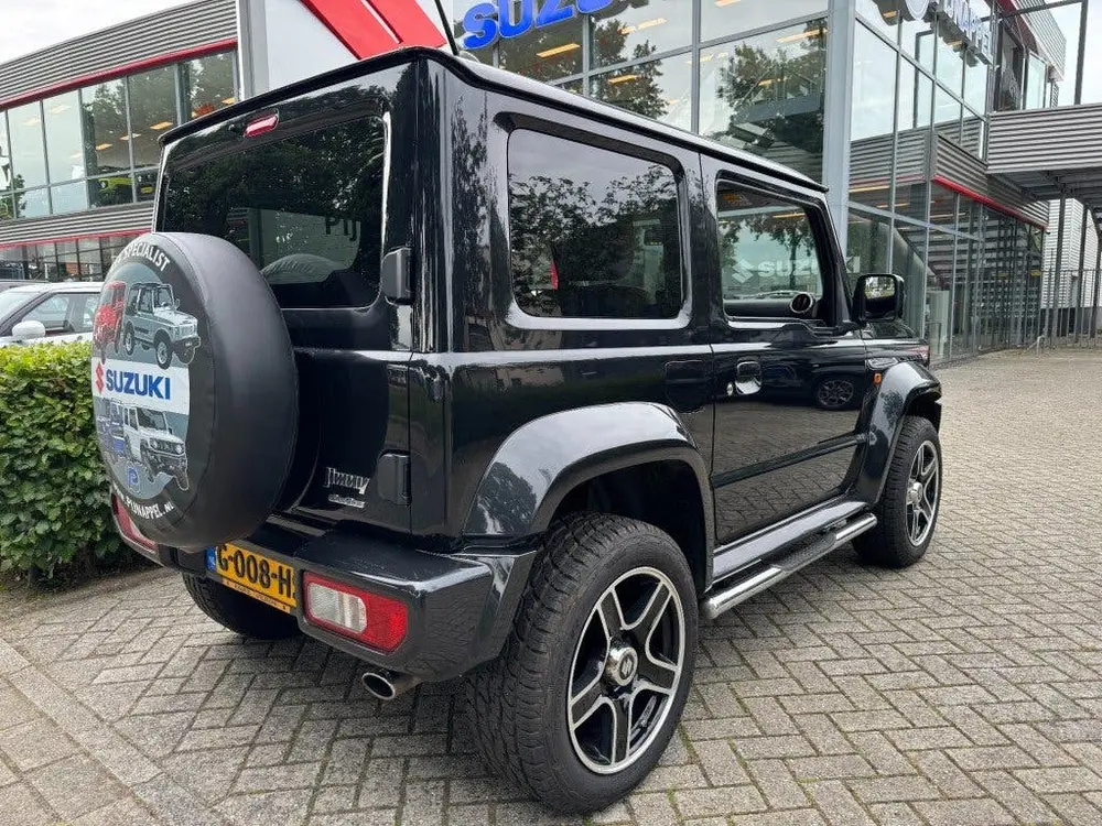 Suzuki Jimny 1.5 Stijl AllGrip (4x4) 4-persoons Navigat uit 2019, foto 10