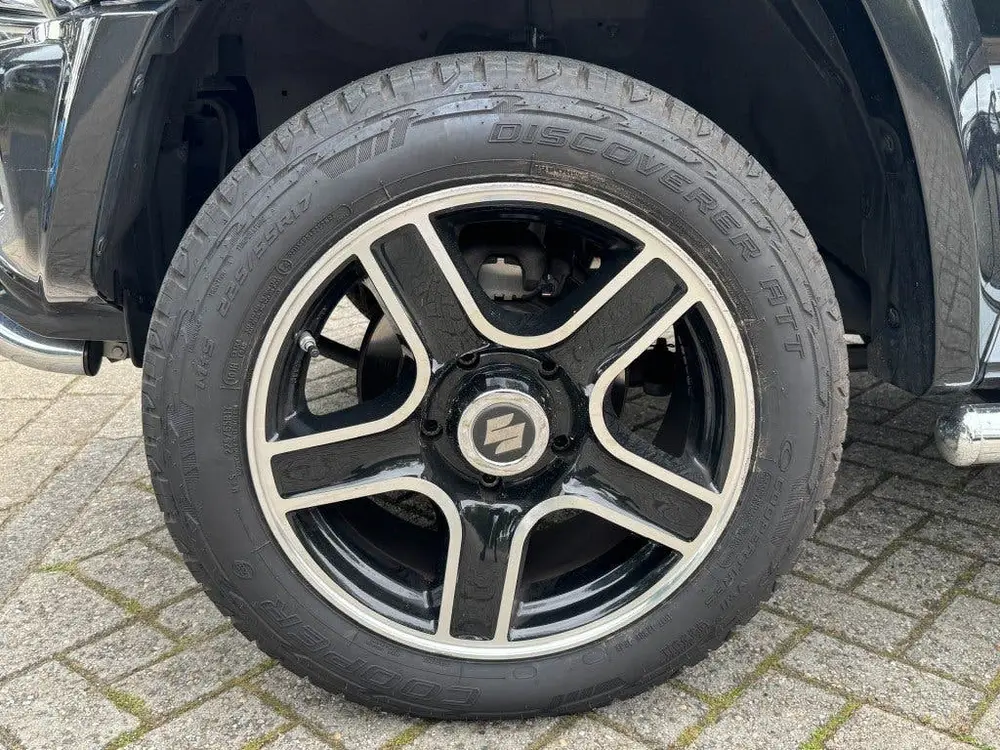 Suzuki Jimny 1.5 Stijl AllGrip (4x4) 4-persoons Navigat uit 2019, foto 15