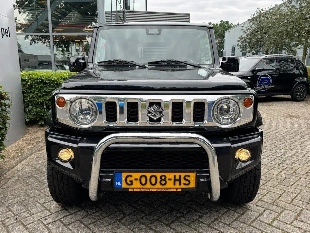 Suzuki Jimny 1.5 Stijl AllGrip (4x4) 4-persoons Navigat uit 2019, foto 4