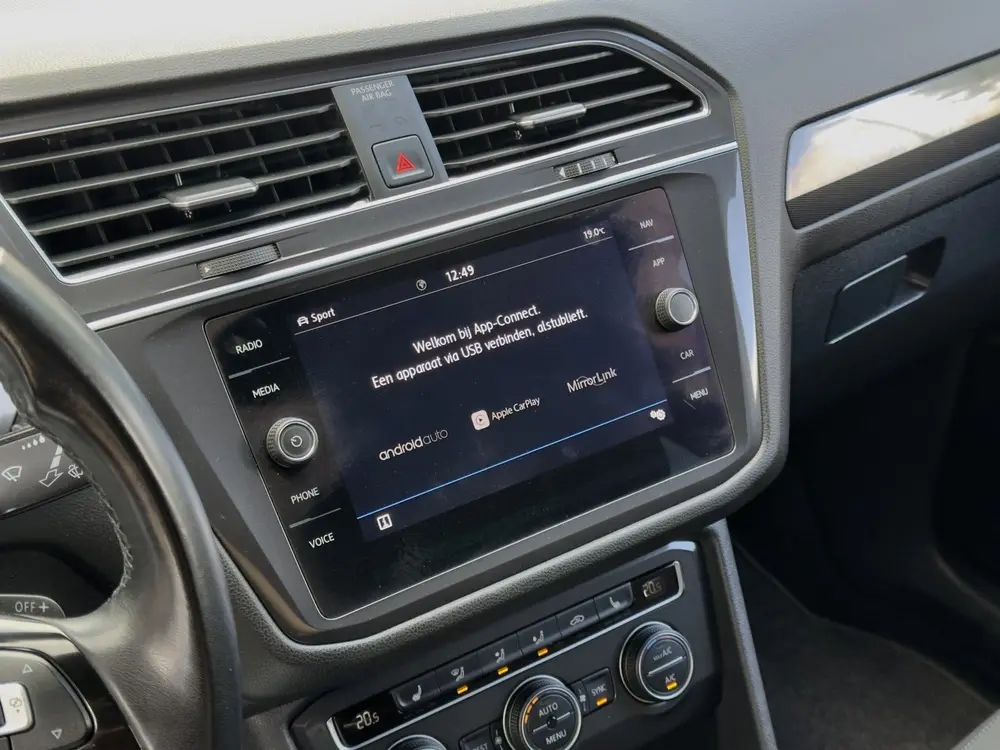 Volkswagen Tiguan Allspace 1.5 TSI AUT7 R-LINE HIGHLINE NAVI uit 2020, foto 12