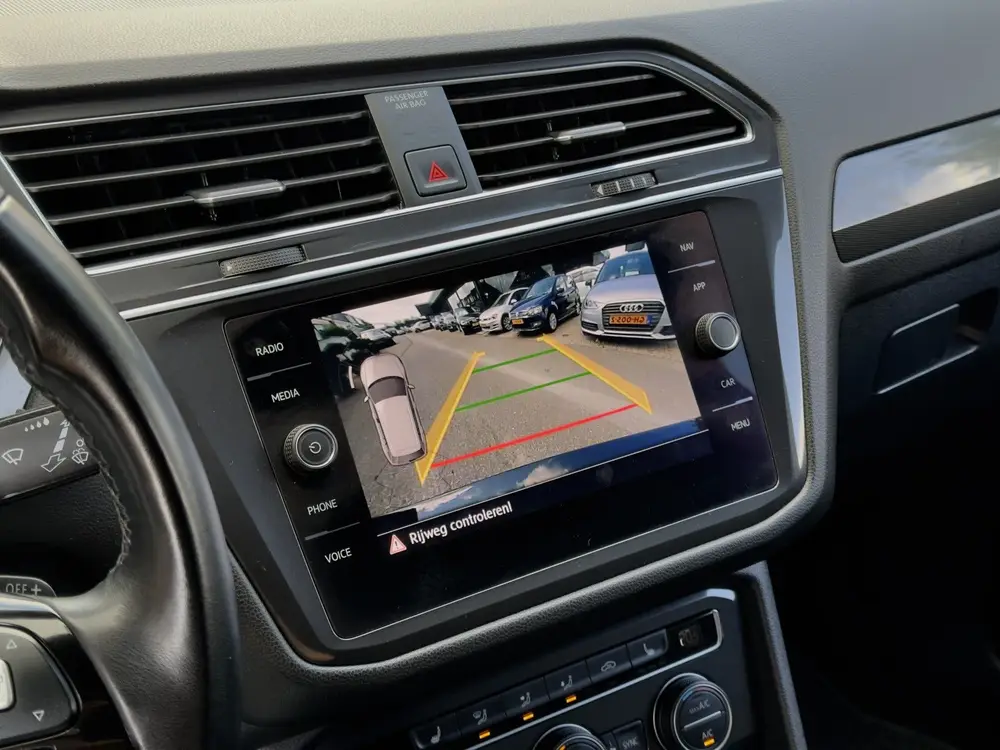 Volkswagen Tiguan Allspace 1.5 TSI AUT7 R-LINE HIGHLINE NAVI uit 2020, foto 8