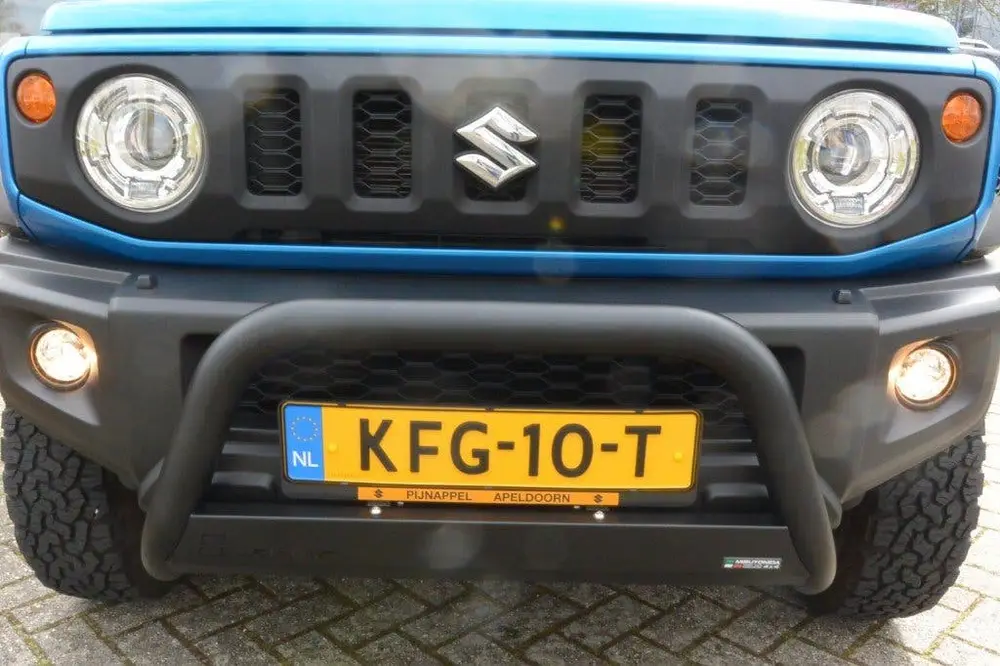 Suzuki Jimny 1.5 Stijl AllGrip (4x4) 4-persoons Navigat uit 2019, foto 3