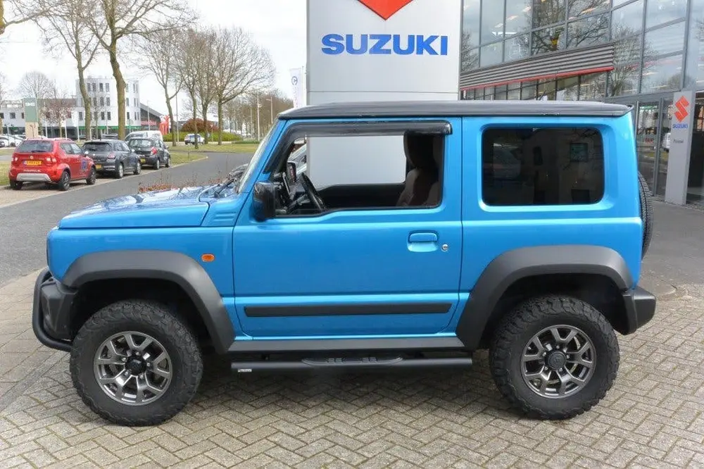 Suzuki Jimny 1.5 Stijl AllGrip (4x4) 4-persoons Navigat uit 2019, foto 6