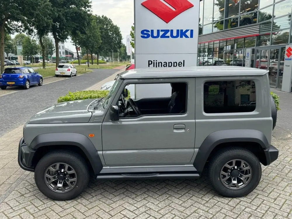 Suzuki Jimny 1.5 Stijl AllGrip (4x4) 4-persoons Trekhaa uit 2019, foto 6