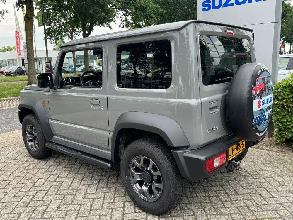 Suzuki Jimny 1.5 Stijl AllGrip (4x4) 4-persoons Trekhaa uit 2019, foto 7