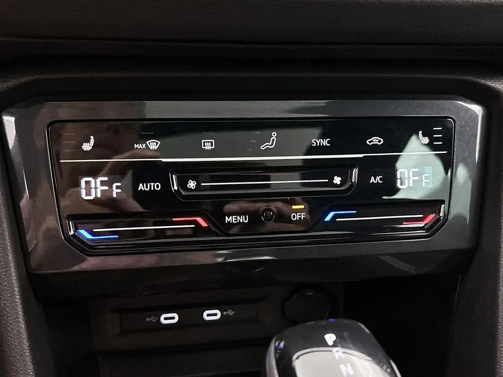 Volkswagen Tiguan 1.4 TSI eHybrid R-Line Business | 245 PK | uit 2023, foto 10