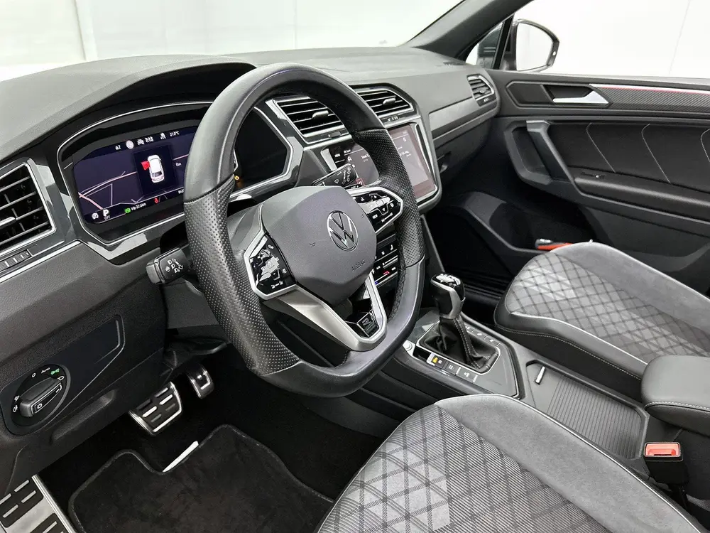 Volkswagen Tiguan 1.4 TSI eHybrid R-Line Business | 245 PK | uit 2023, foto 20