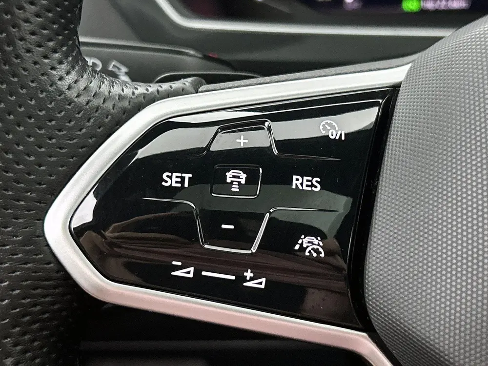 Volkswagen Tiguan 1.4 TSI eHybrid R-Line Business | 245 PK | uit 2023, foto 6