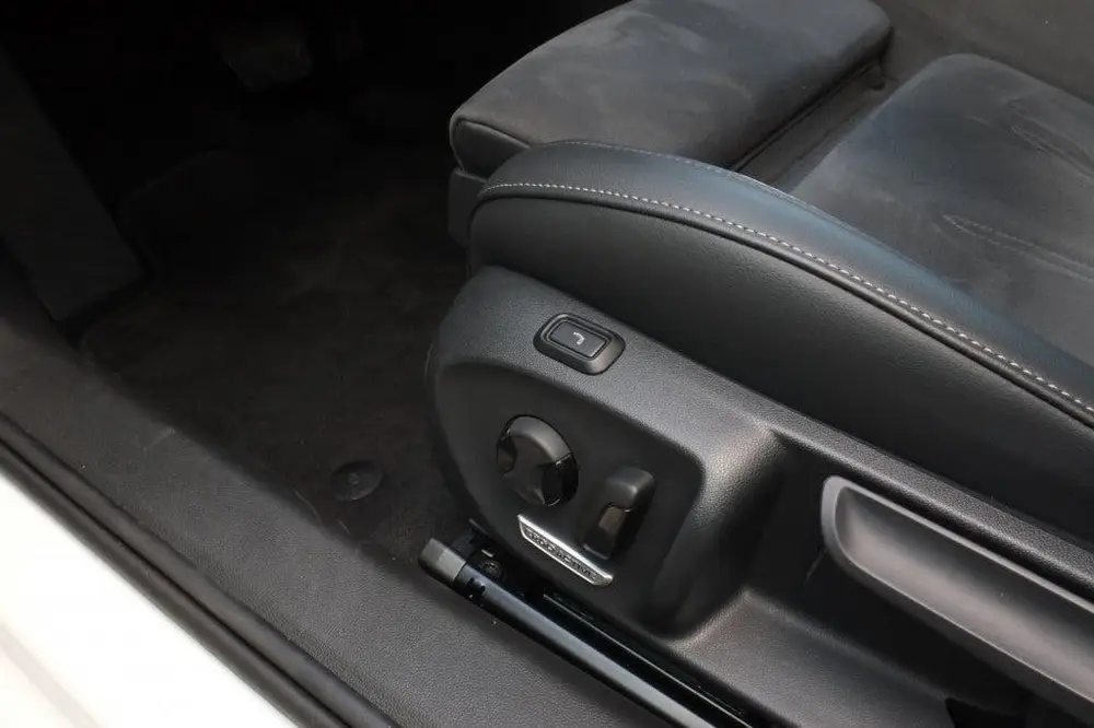 Volkswagen Passat 1.5 eHybrid 204pk Business | SOH 1 uit 2024, foto 20