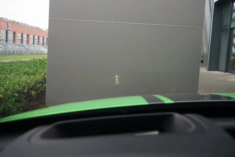 Jaguar XE 5.0 SV Project 8 | 1 of 300 | (bj 2019, automaat) uit 2019, foto 19