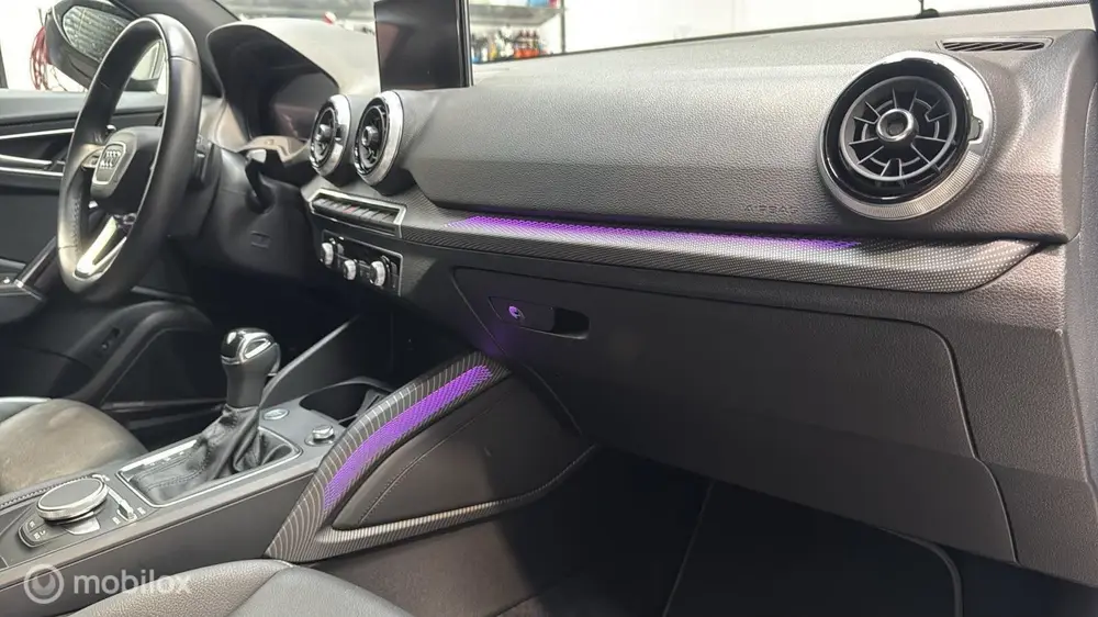 Audi Q2 35 TFSI S-Line uit 2021, foto 8