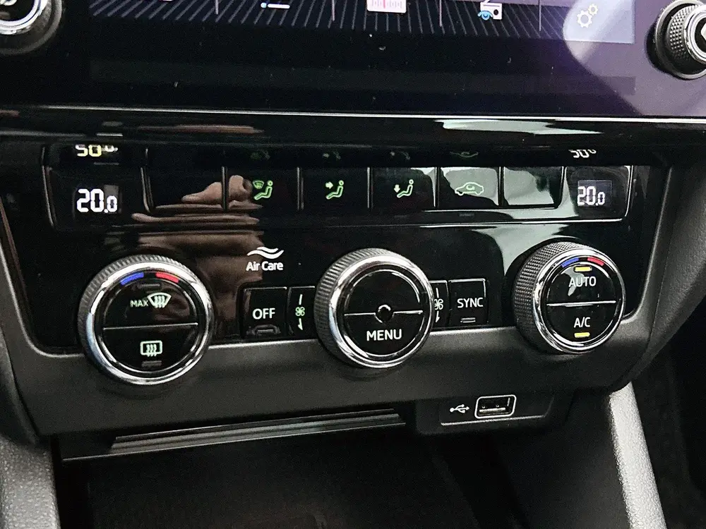 Skoda Octavia 1.0 TSI Greentech Sport Business uit 2019, foto 20