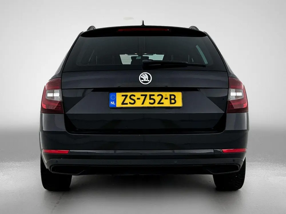 Skoda Octavia 1.0 TSI Greentech Sport Business uit 2019, foto 3