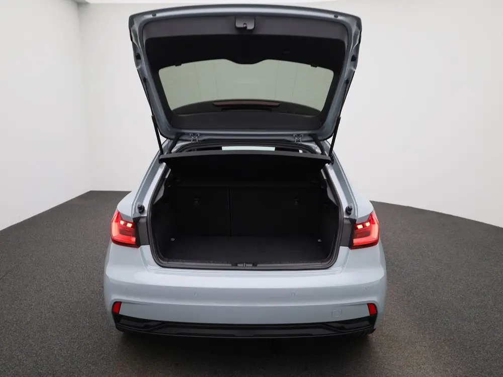 Audi A1 30 TFSI Advanced edition 116 PK l Adaptive uit 2025, foto 11