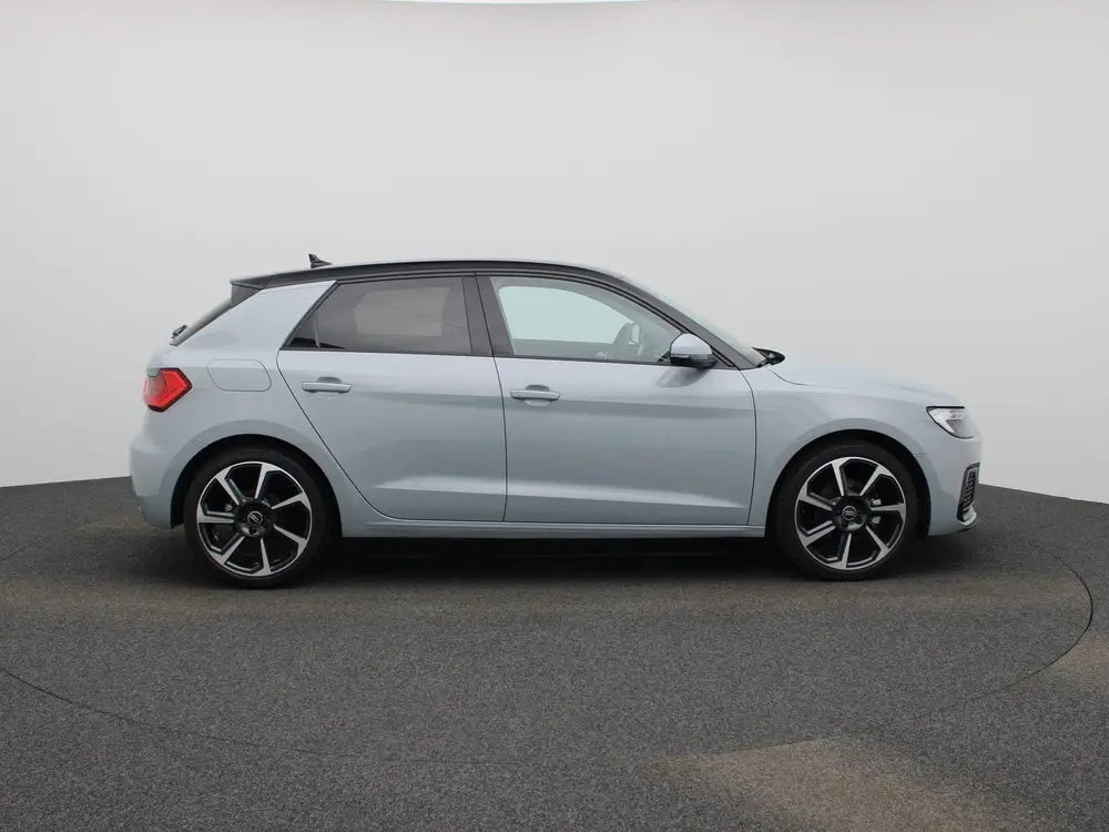 Audi A1 30 TFSI Advanced edition 116 PK l Adaptive uit 2025, foto 6