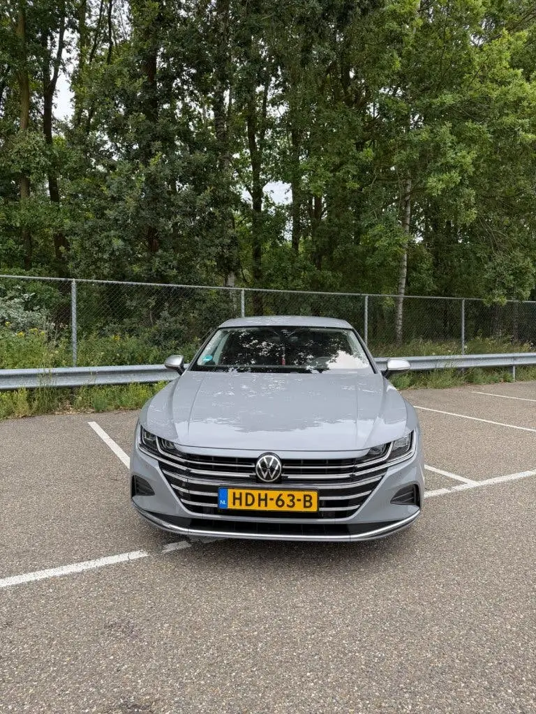 Volkswagen Arteon Shooting Brake Arteon 2.0 TDI 200pk 7-DSG 2023 Grijs uit 2023, foto 2