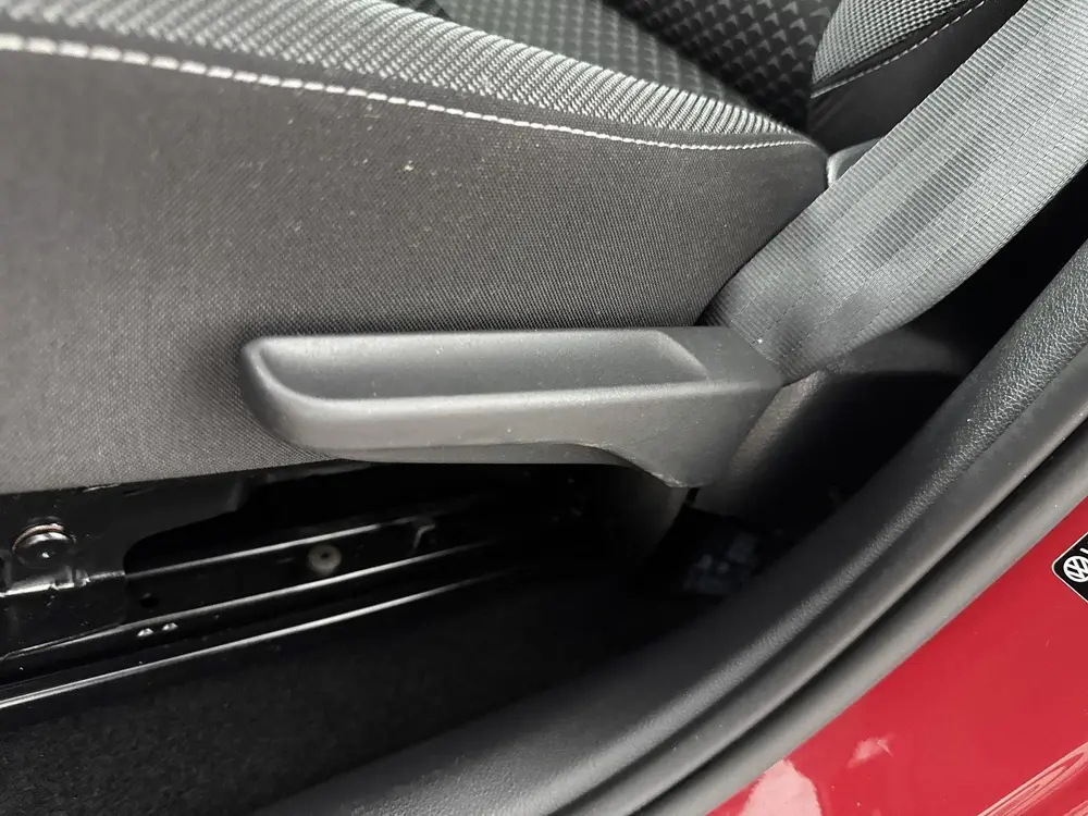 Volkswagen Up! 1.0 | STOELVERWARMING | AIRCO | MULTIFUNCTION uit 2022, foto 17