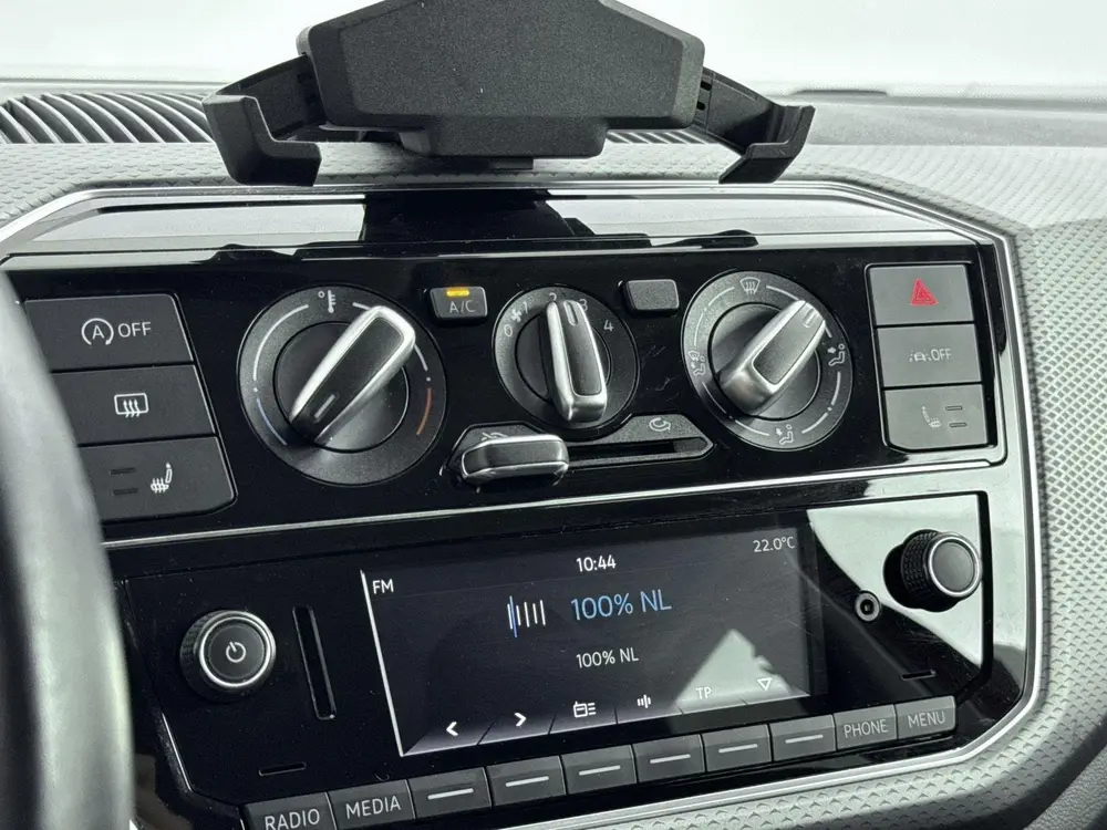Volkswagen Up! 1.0 | STOELVERWARMING | AIRCO | MULTIFUNCTION uit 2022, foto 19
