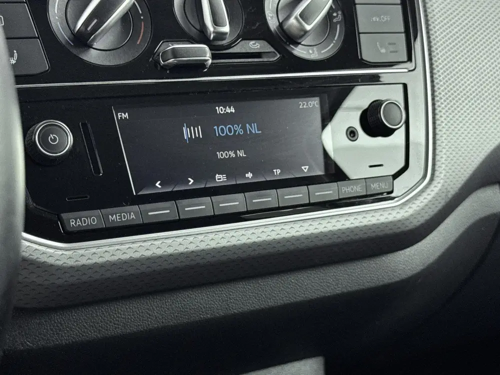 Volkswagen Up! 1.0 | STOELVERWARMING | AIRCO | MULTIFUNCTION uit 2022, foto 6