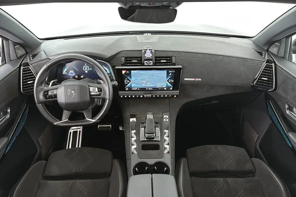 DS Automobiles DS 7 Crossback DS 7 Crossback E-Tense 4x4 Performance Lin uit 2021, foto 14