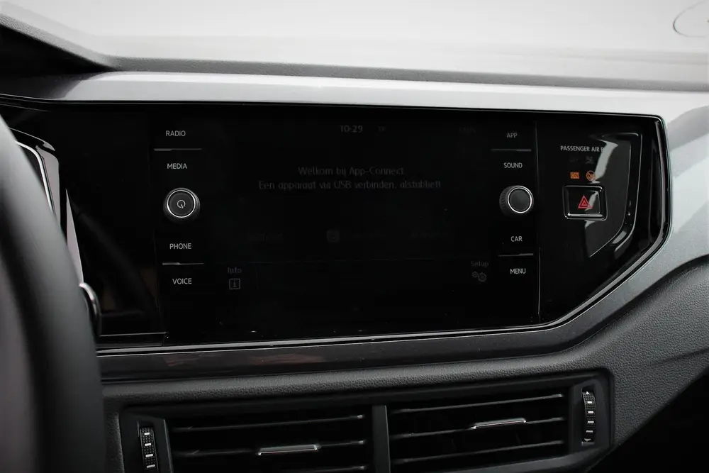 Volkswagen Polo 1.0 TSI 116pk Highline Climate Control Navig uit 2020, foto 17