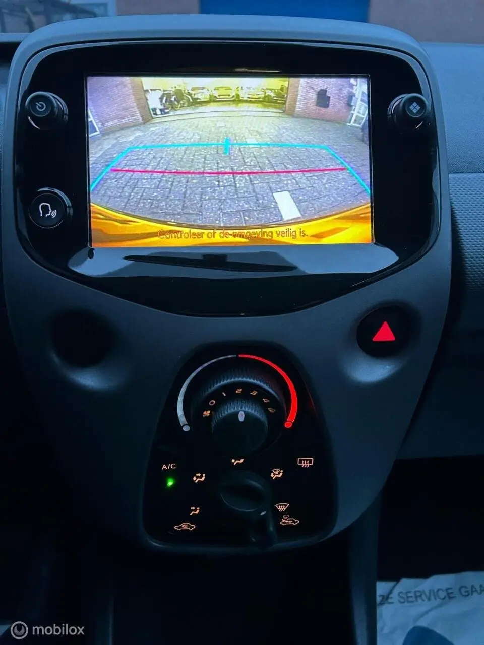 Peugeot 108 1.0 e-VTi Active uit 2022, foto 12