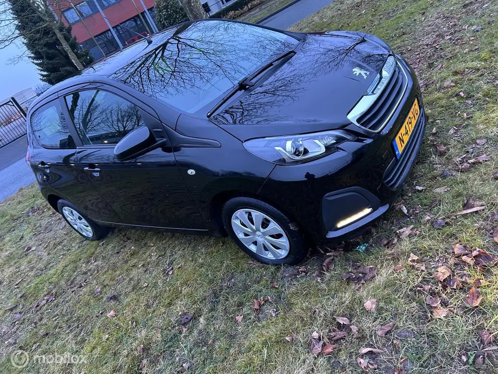 Peugeot 108 1.0 e-VTi Active uit 2022, foto 9