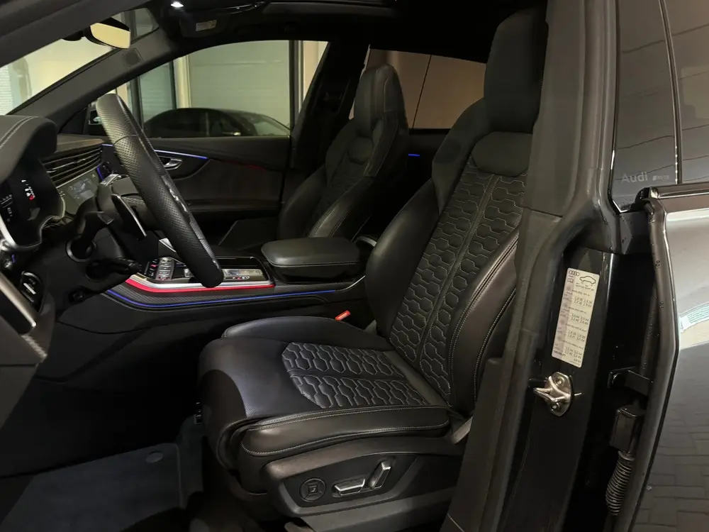 Audi RS Q8 4.0 TFSI quattro Performance Pano uit 2024, foto 6