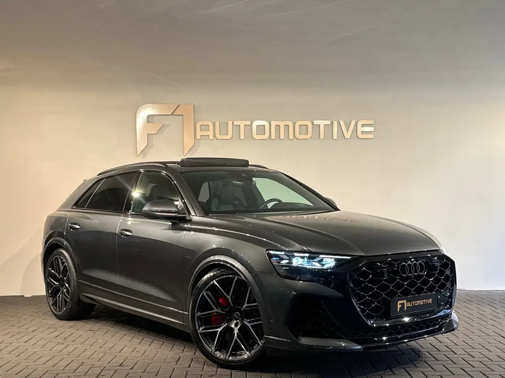 Audi RS Q8 4.0 TFSI quattro Performance Pano uit 2024, foto 7