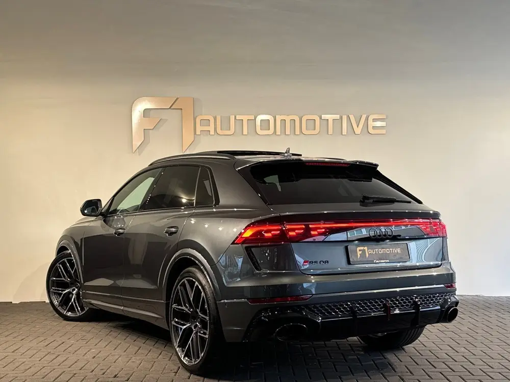 Audi RS Q8 4.0 TFSI quattro Performance Pano uit 2024, foto 8