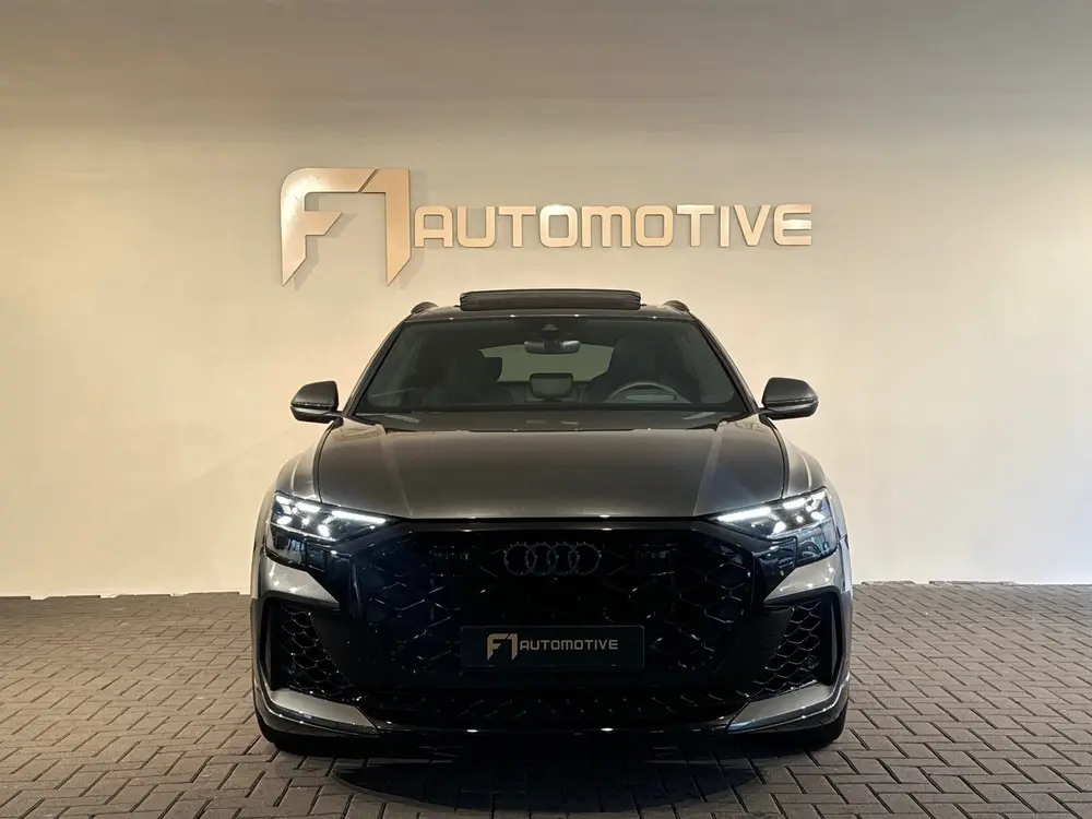 Audi RS Q8 4.0 TFSI quattro Performance Pano uit 2024, foto 9