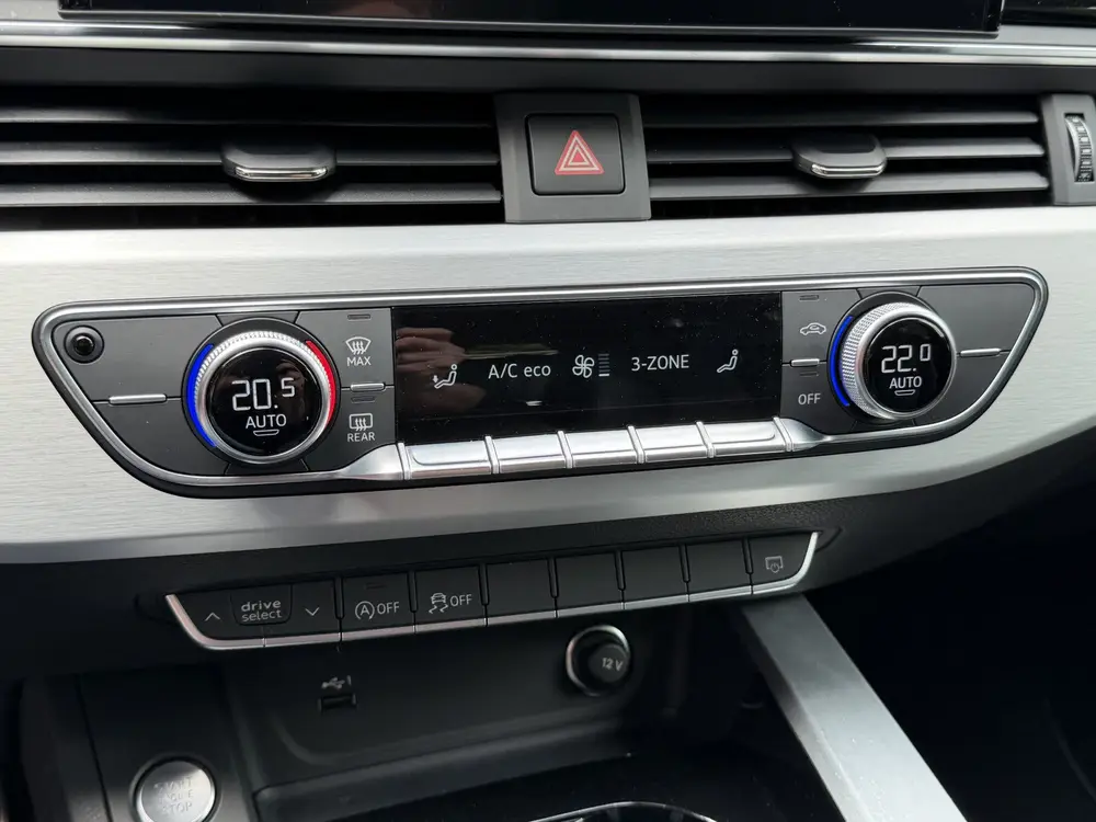 Audi A4 35 TFSI AUT. * * 2x S-LINE * * VIRTUAL uit 2022, foto 12