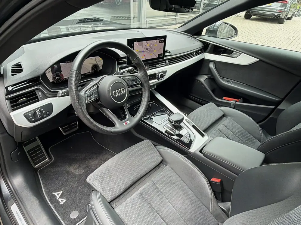 Audi A4 35 TFSI AUT. * * 2x S-LINE * * VIRTUAL uit 2022, foto 2