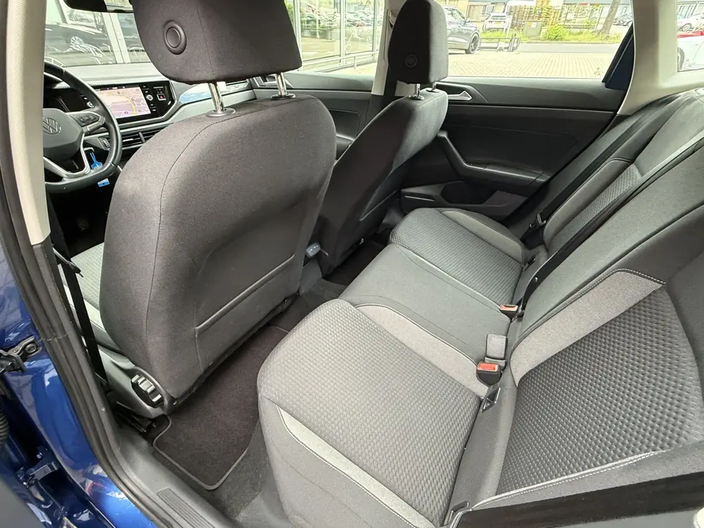 Volkswagen Polo 1.0 TSI LIFE *!* NAVIGATIE/ CARPLAY/ RADAR/ uit 2022, foto 15