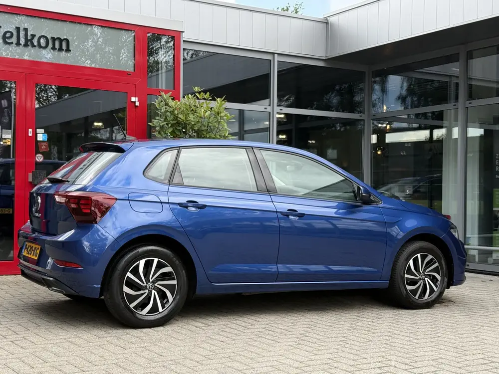 Volkswagen Polo 1.0 TSI LIFE *!* NAVIGATIE/ CARPLAY/ RADAR/ uit 2022, foto 7