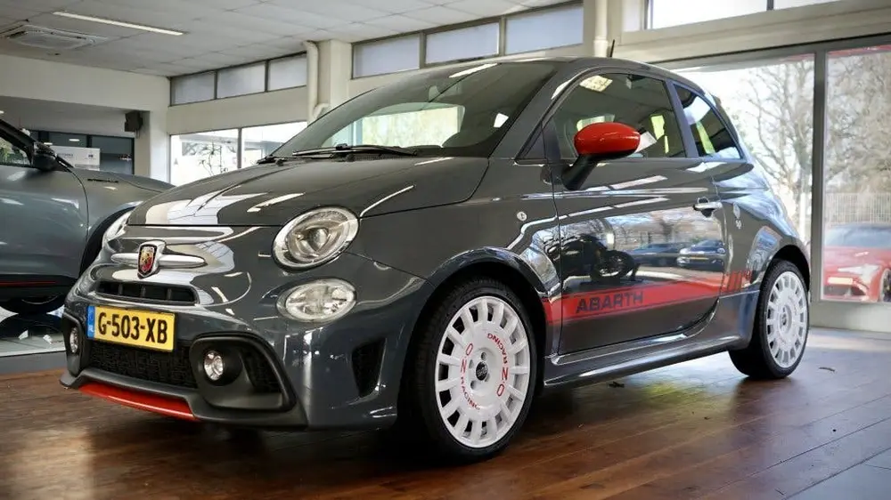 Abarth 500 1.4 T-Jet Abarth 595 | 180 PK | OZ wielen | Sport uit 2019, foto 5