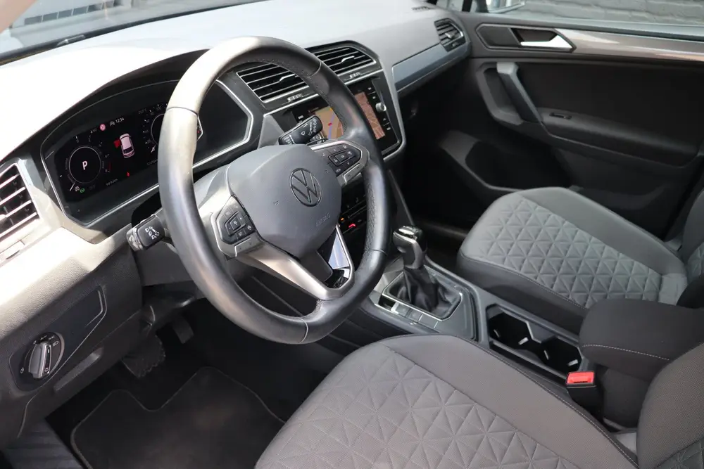 Volkswagen Tiguan 1.4 TSI eHybrid PHEV Trekhaak ACC Navi uit 2021, foto 4