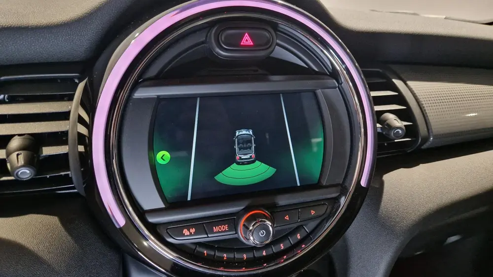 Mini Cabrio 1.5 Cooper uit 2021, foto 11