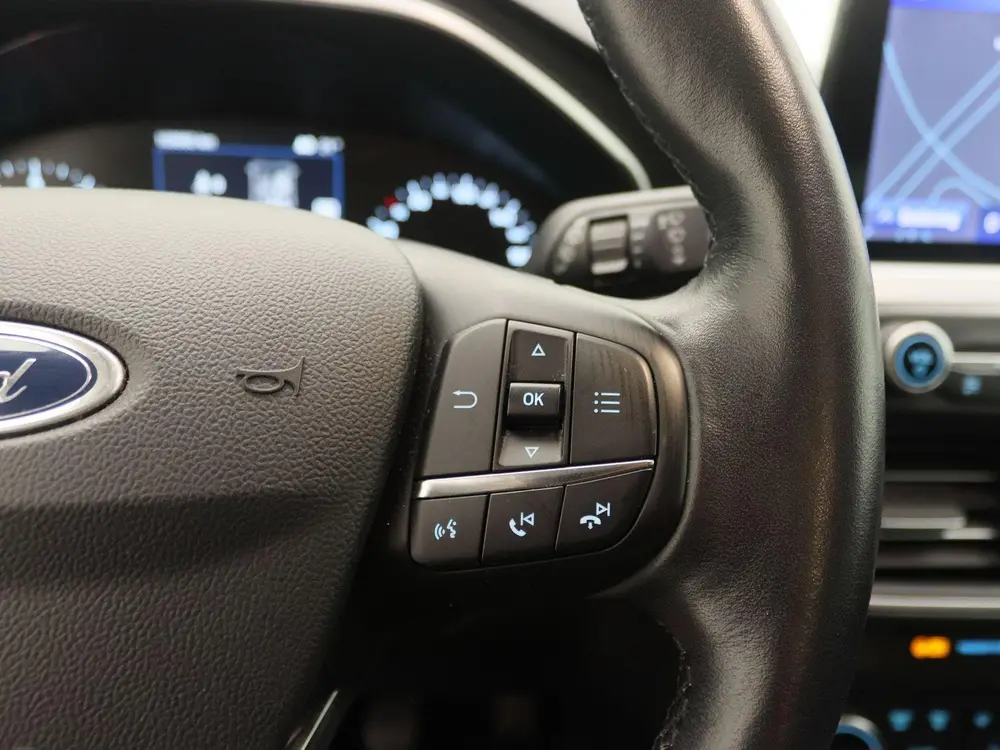 Ford Focus 1.0 EcoBoost Titanium Business uit 2019, foto 18