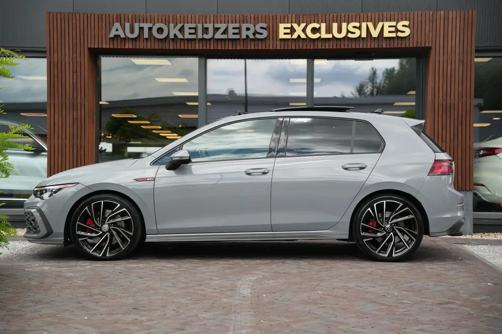 Volkswagen Golf 2.0 TSI GTI Pano IQ 245PK H&K uit 2024, foto 7