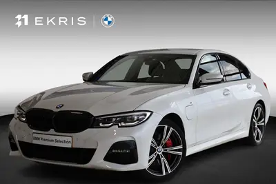 BMW 3-serie Sedan 330e uit 2021