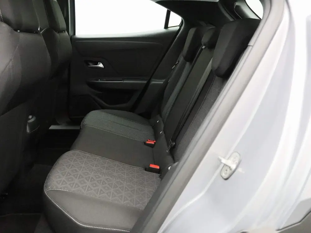 Opel Mokka 1.2 Turbo Level 2 130 PK uit 2023, foto 12