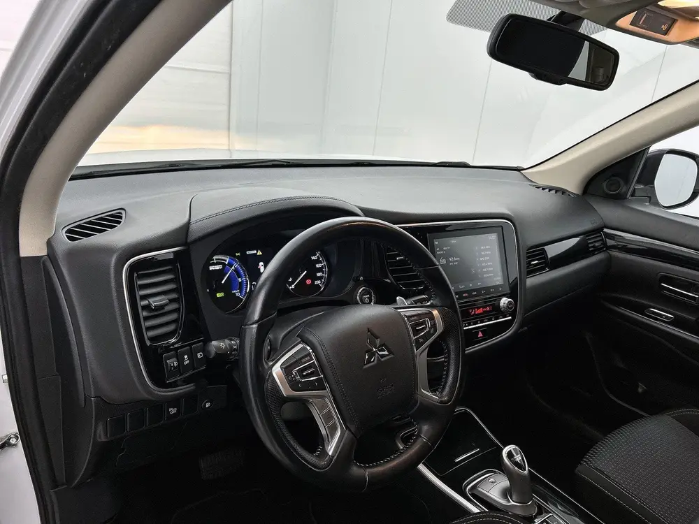 Mitsubishi Outlander 2.4 PHEV Pure uit 2020, foto 17