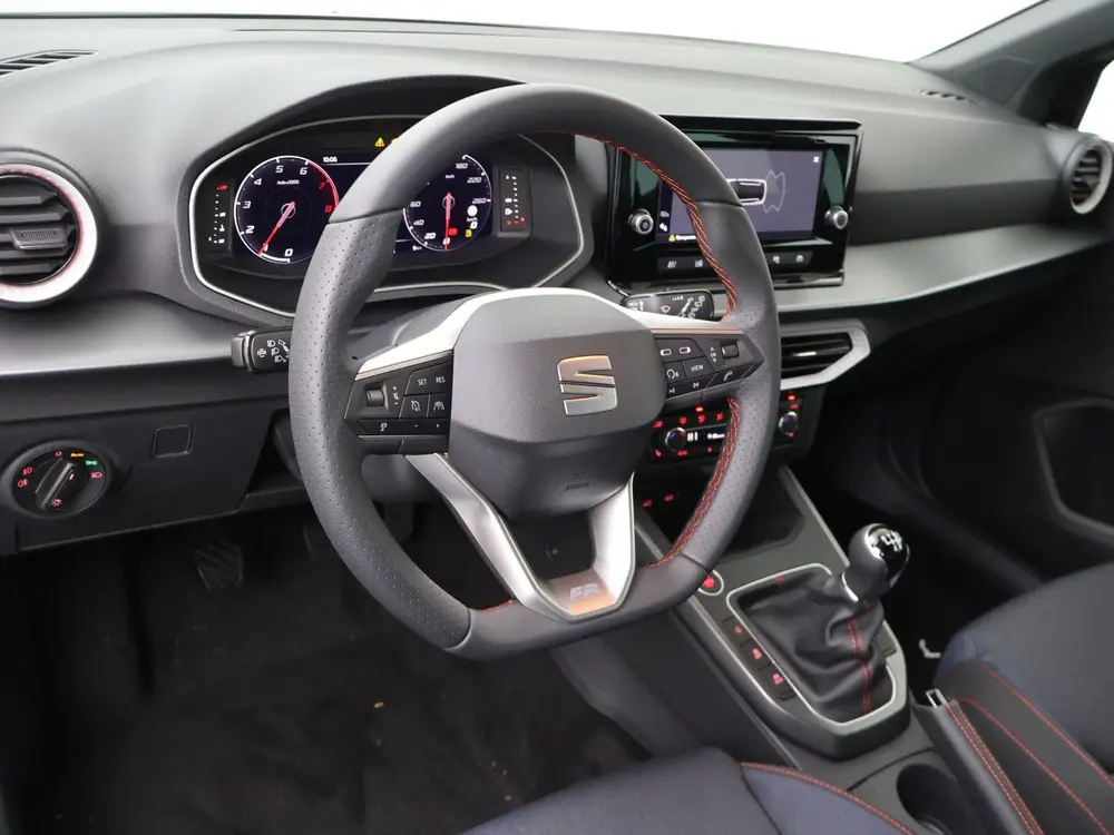 SEAT Arona 1.0 EcoTSI FR Business Connect uit 2025, foto 5