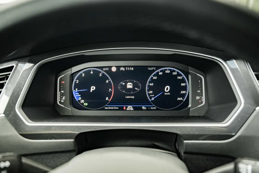 Volkswagen Tiguan 1.5 TSI R-Line Business+ uit 2023, foto 15
