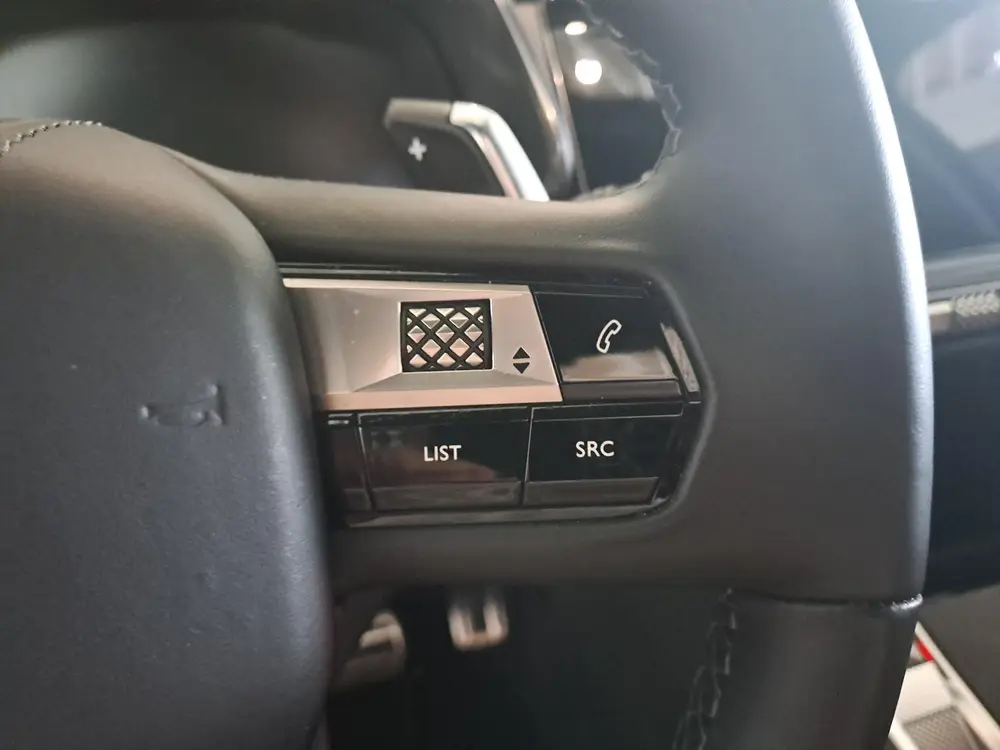 DS Automobiles DS 7 DS 7 1.6 PHEV 300 4x4 Etoile uit 2025, foto 11