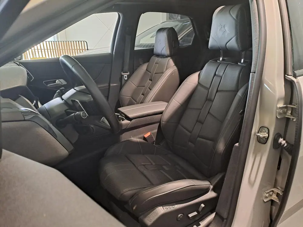 DS Automobiles DS 7 DS 7 1.6 PHEV 300 4x4 Etoile uit 2025, foto 2